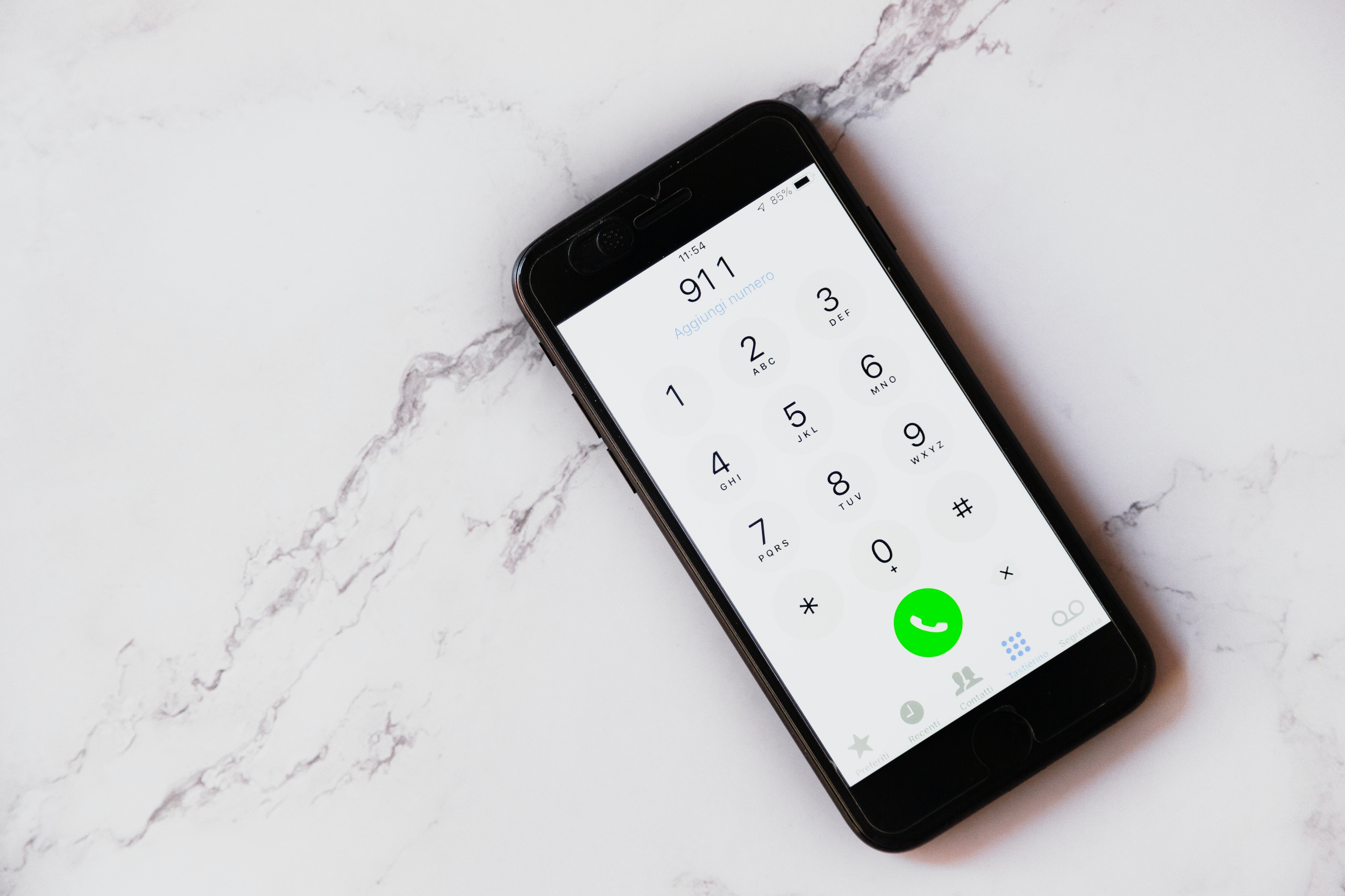Cell phone with 911 dialed